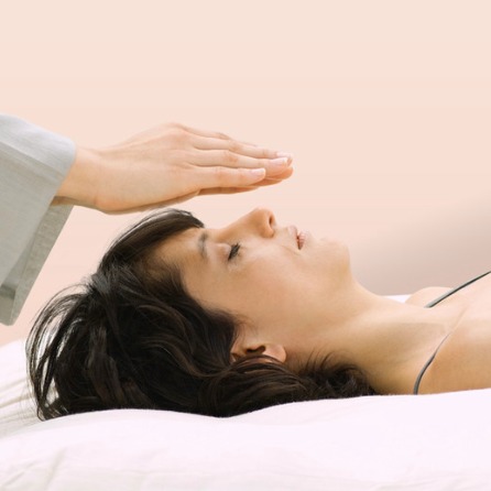 Reiki session with Leyla